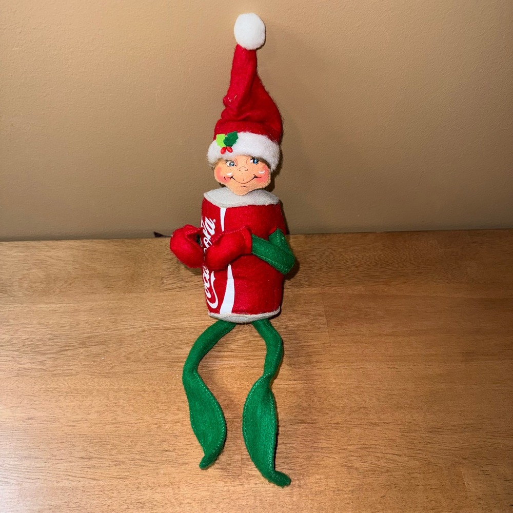 Annalee 2013 Coca-Cola Elf Red Soda Can Body Christmas Collectible Doll